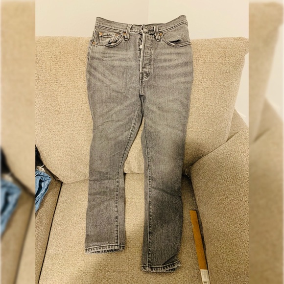 Gray Jean Levi’s 501 size 25, almost new condition - Picture 2 of 6